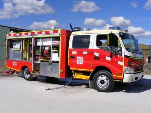 Hino 300 Crew Cab Firetruck 2007 года